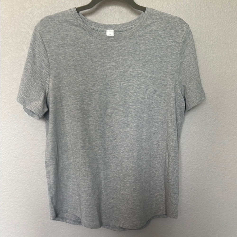 Lululemon Love Crew Neck Short Sleeve Top - Size 10 - Heathered Core Light Grey